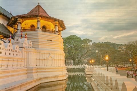 Check the Top 6 luxury Hotels in the World